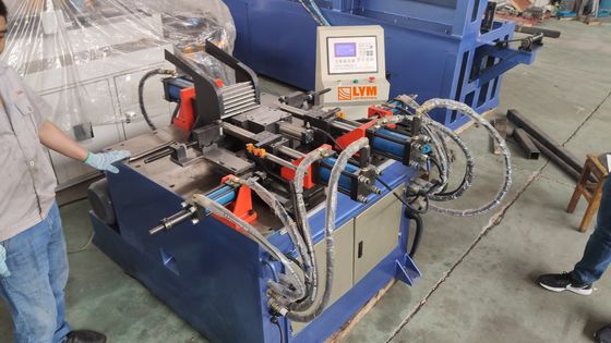 Máquina de punzamiento de tuberías de extremo doble