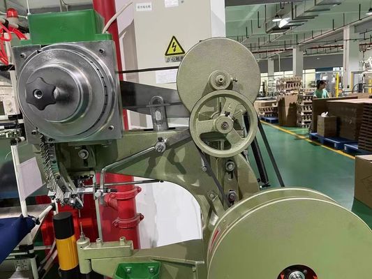 Máquina de remachado tubular hueco para ropa de cuero remachado de plástico metálico