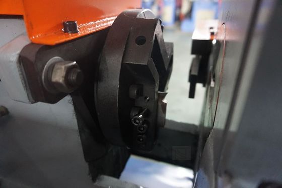 Máquina de acoplamiento de barras redondas de cabeza única DJ120