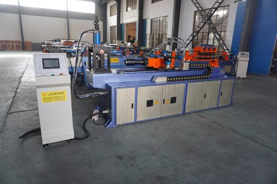 Máquina automática de perforar agujeros de tubería CK60CNC-3 Perforación CNC de alta precisión