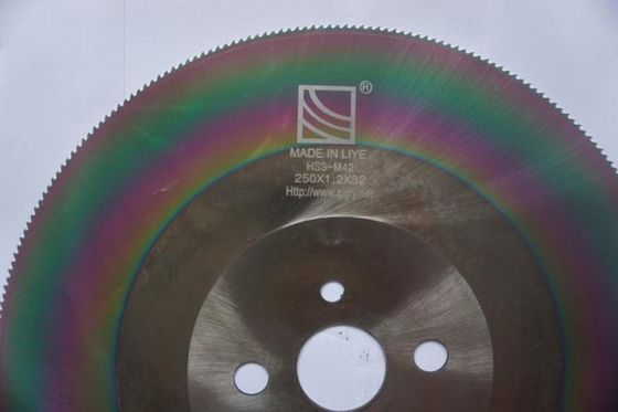 Serradura circular de corte en frío de acero M42 Hss para cortar metal de aluminio