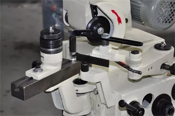 MC-450 Máquina de rectificación de cuchillas OEM Diseño de cuchilla de sierra Fabricación de máquina de rectificación cilíndrica