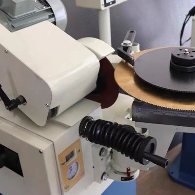 Máquina de molienda de cuchillas de sierra de banda para 50-450 mm