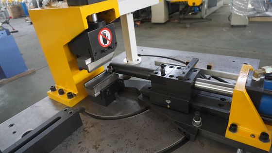 Máquina de perforar para tuberías metálicas