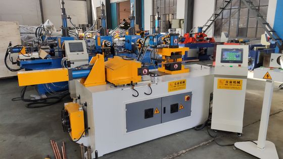 SG40NC máquina de formación de extremos de tubería de cuatro estaciones de operación para 2 pulgadas de acero de tubería de contracción